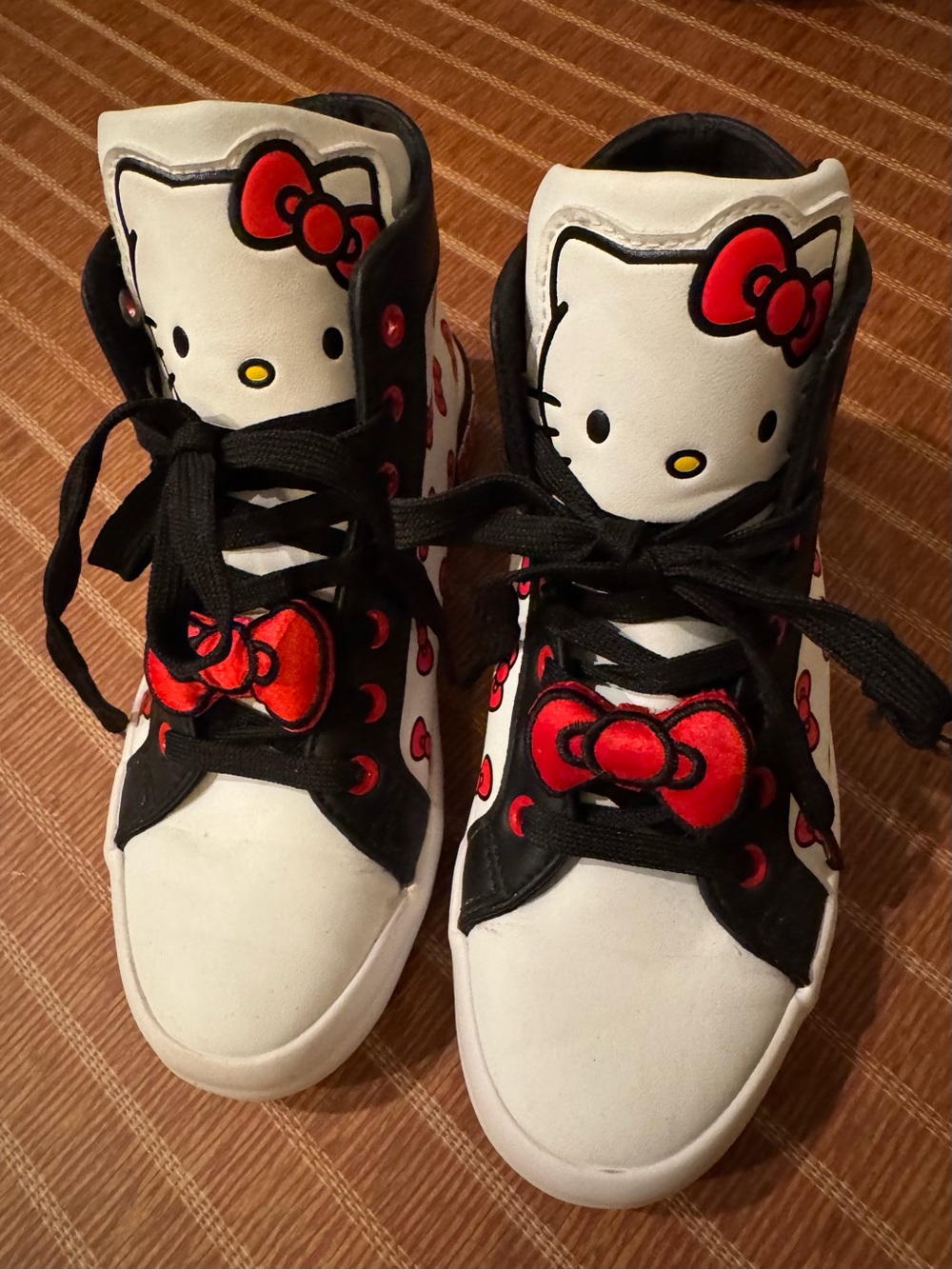 Hello Kitty White, Black & Red High-Top Kids Sneakers